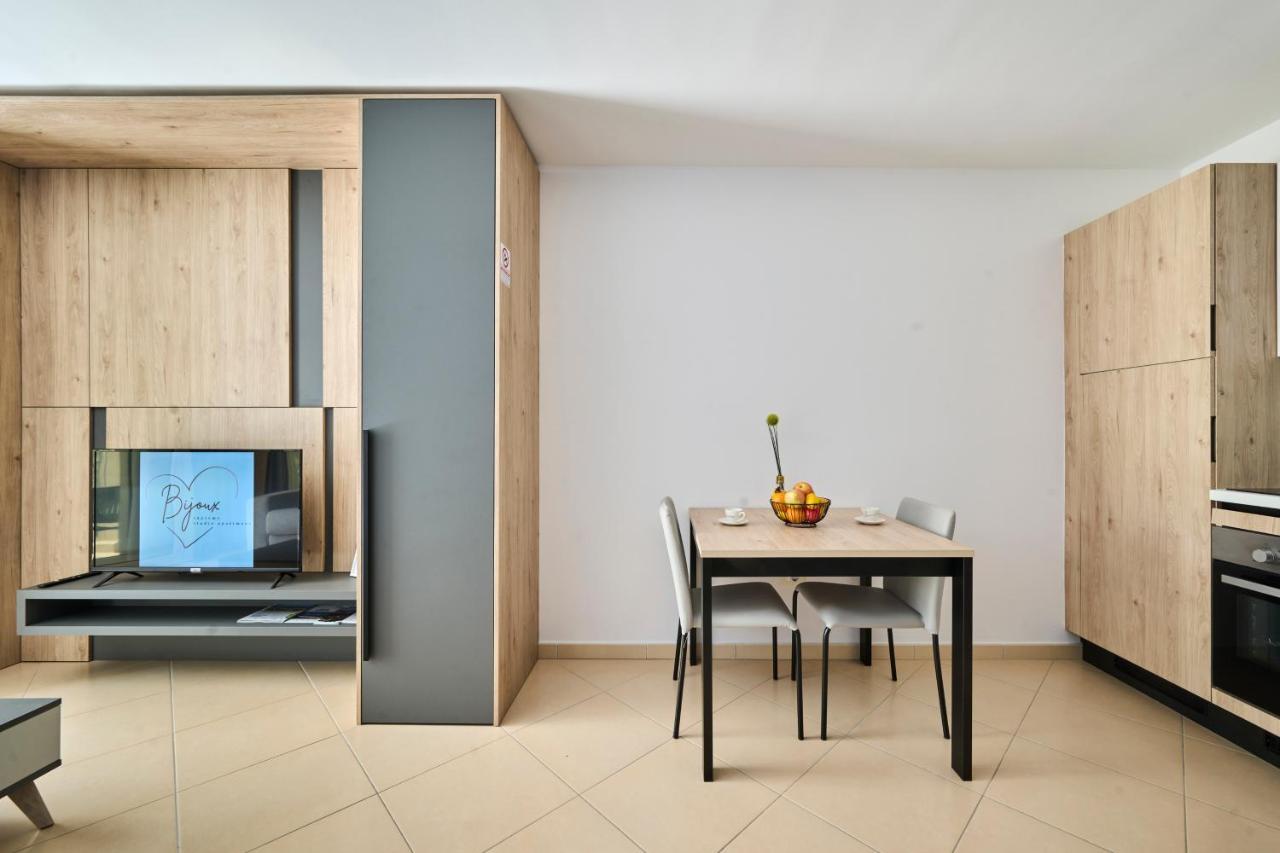Supreme Studio Apartment Bijoux Umag Ngoại thất bức ảnh